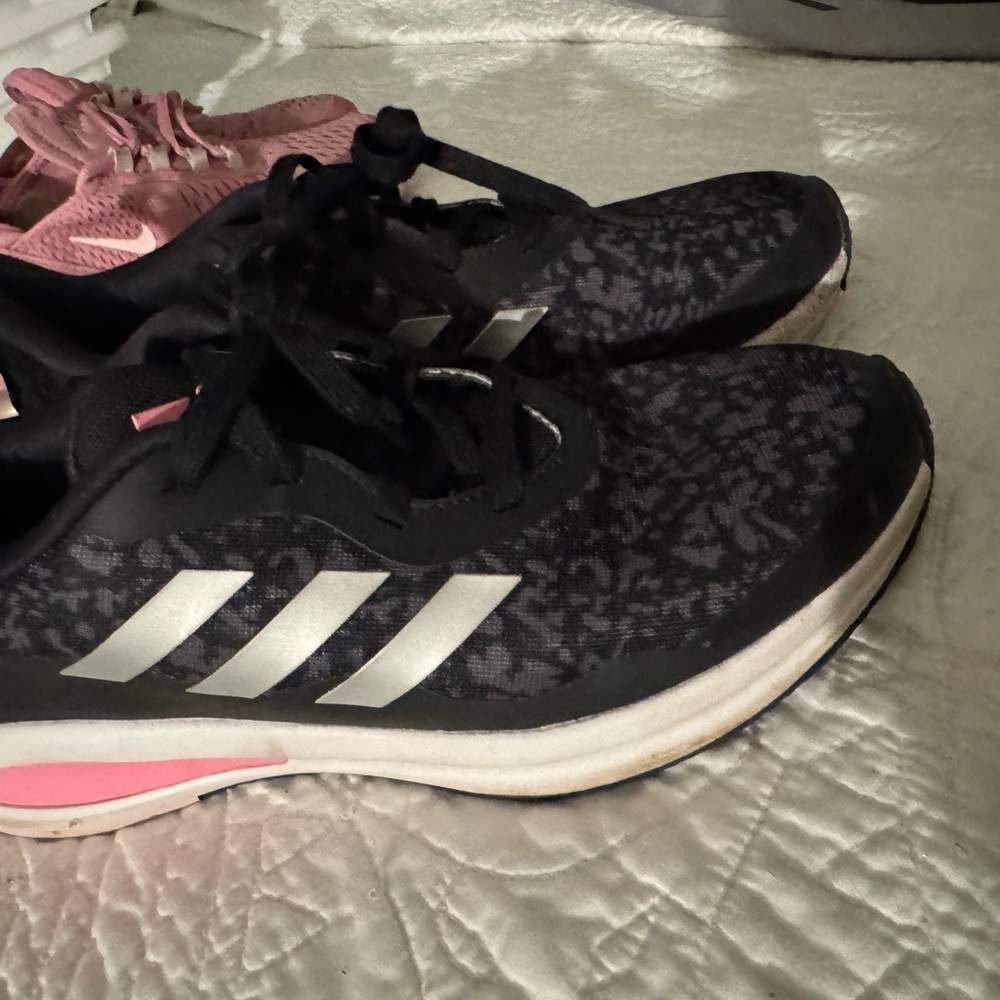 Adidas Women's Black and White Athletic Shoes